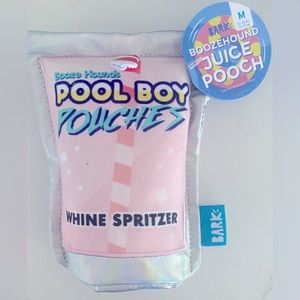 NWT -summer themed dog toy plushie w/squeaker. New unused